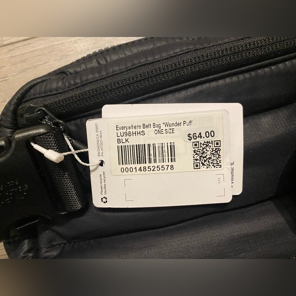 Lululemon Everywhere Belt Bag Wunder Puff 1L Black - Picture 12 of 12